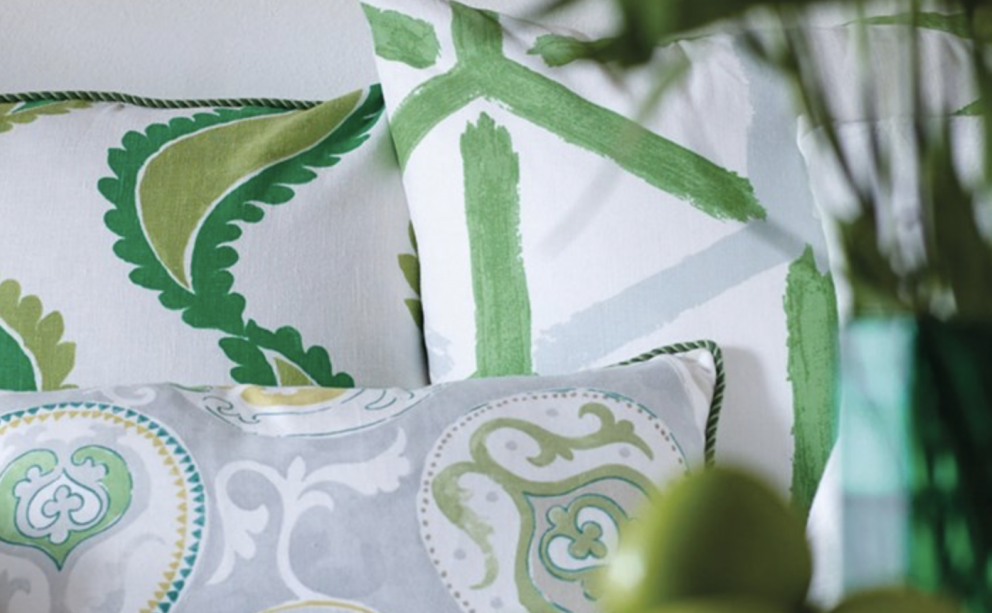 No. 9 Jim Thompson stoffen