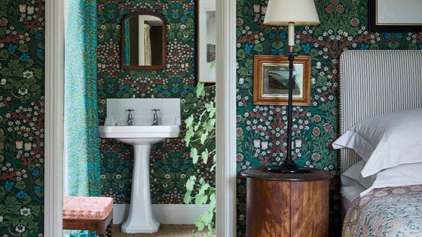 Morris&Co - Queens Square